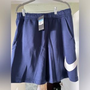 Nike Sportswear Club shorts
